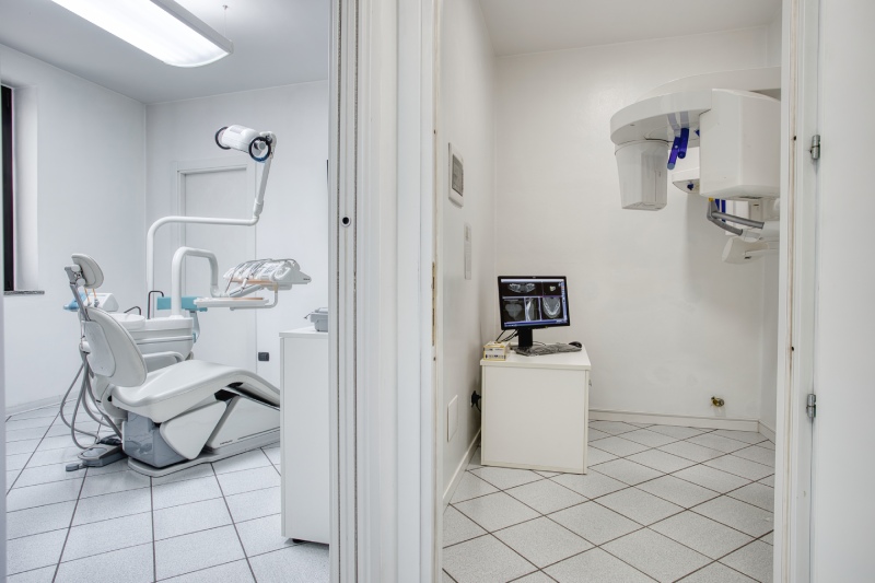 Studio Odontoiatrico Somma Lombardo (Varese)